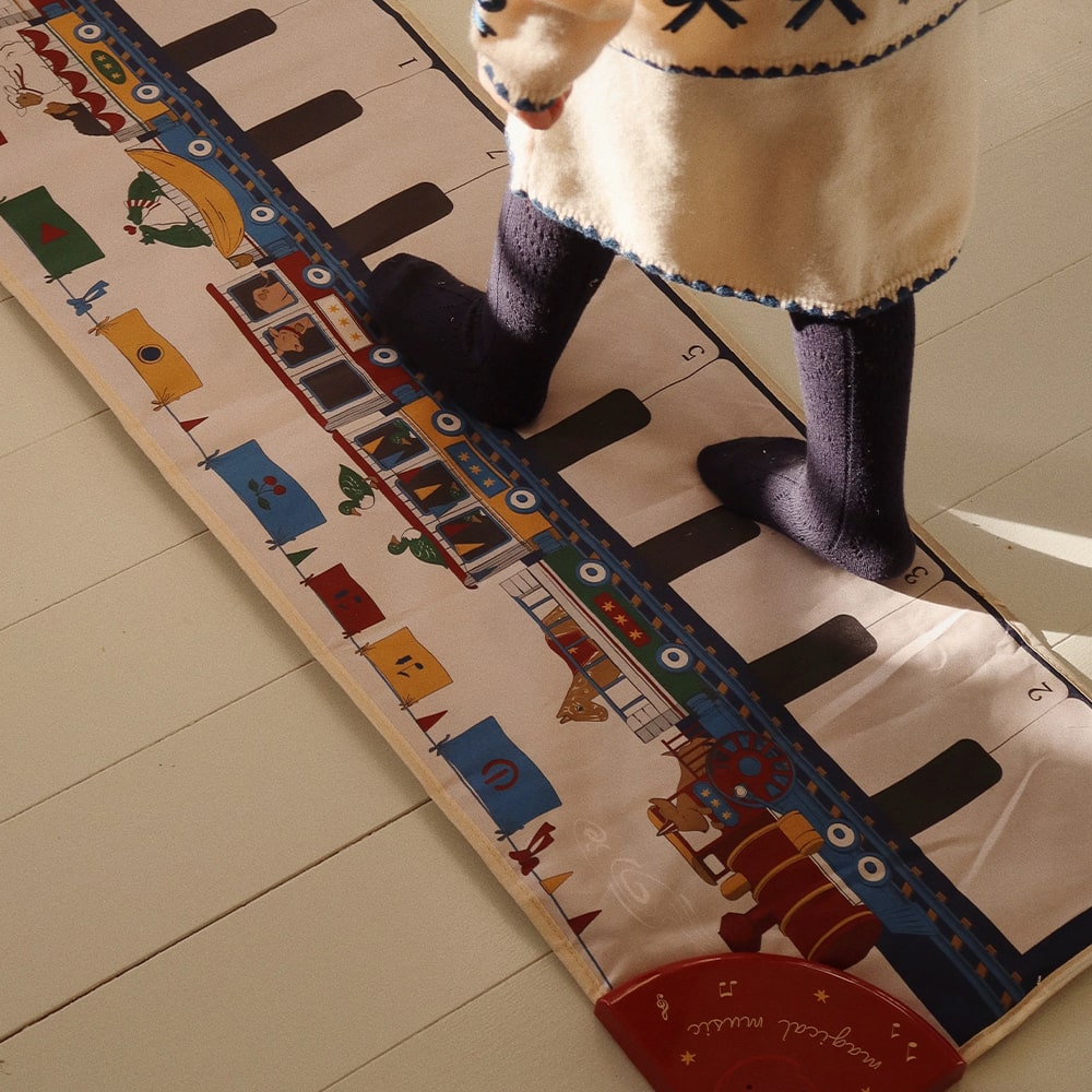 Konges Slojd Vloerpiano Konges Slojd