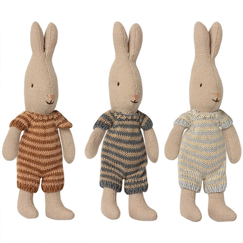 Maileg Mini Knuffelkonijn Grijs in Romper - 16 cm