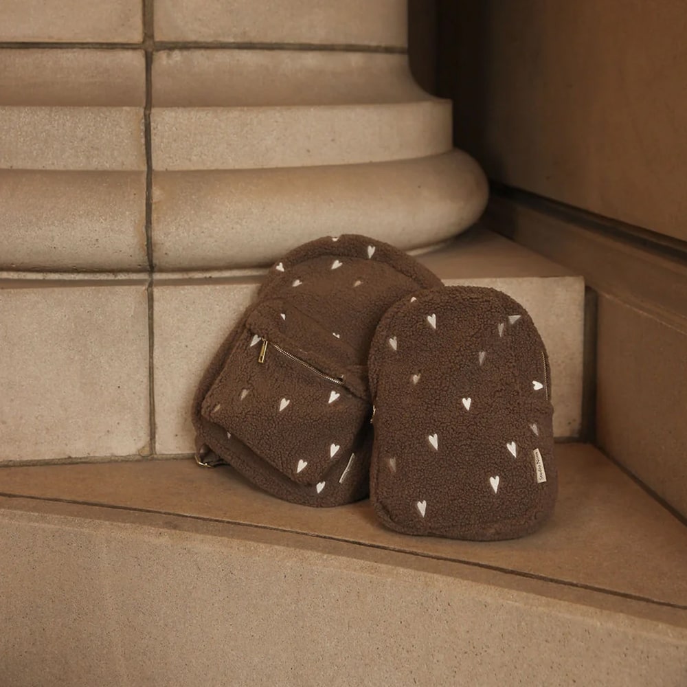 Studio Noos Rugtasje Met Voorvak - Brown Hearts Teddy Studio Noos