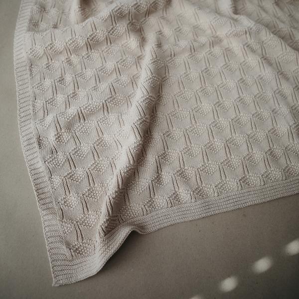 Blankets_full-3_600x