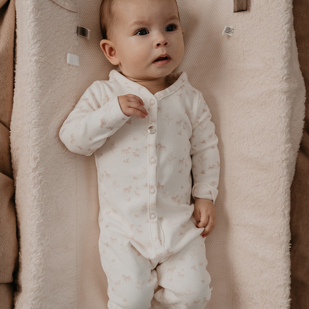 Snoozebaby Aankleedkussenhoes Gots - Zand Sfeer1-min