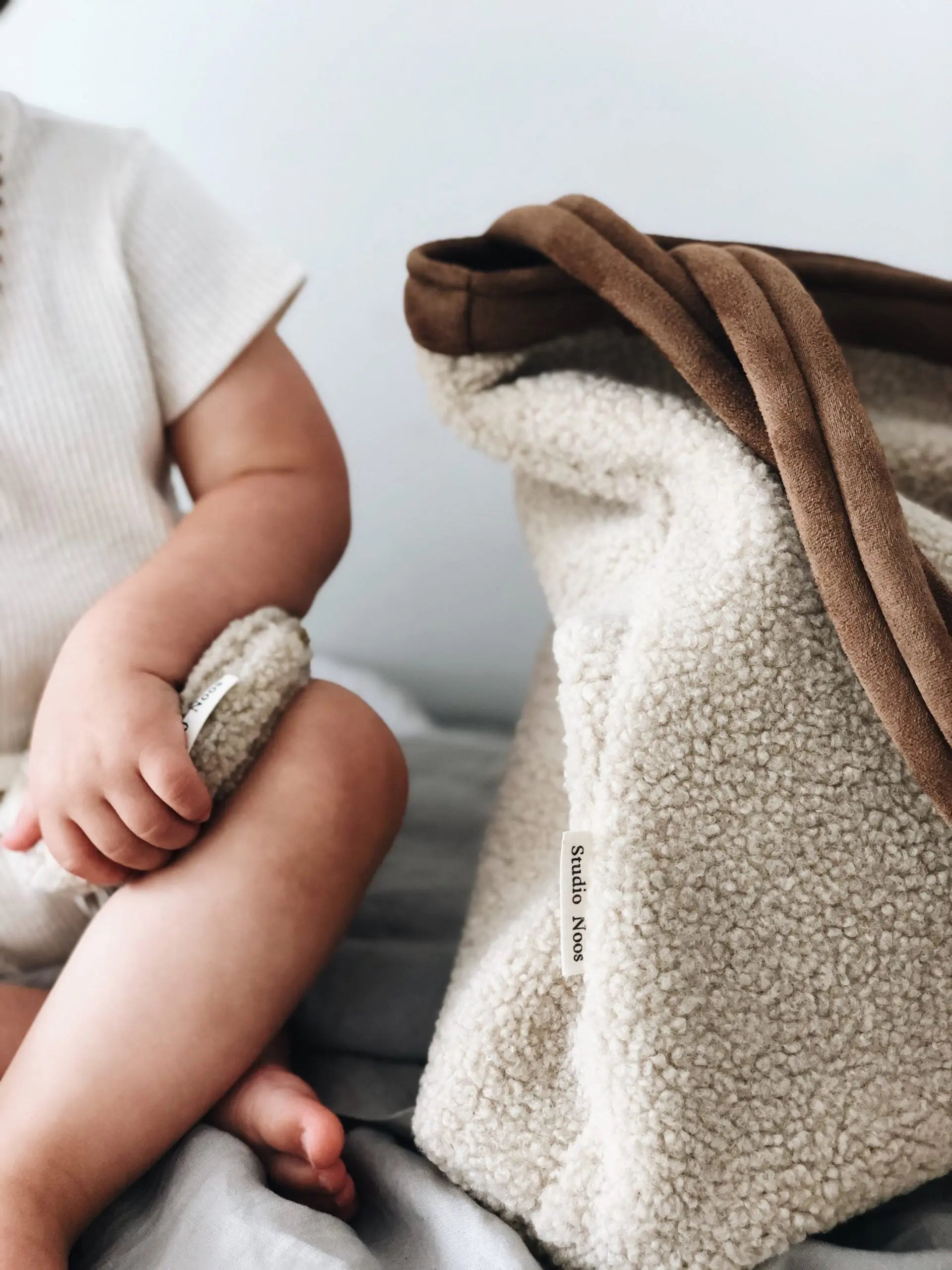 Teddy lammy mom-bag_59,95+Chunky wallet_19,95-min