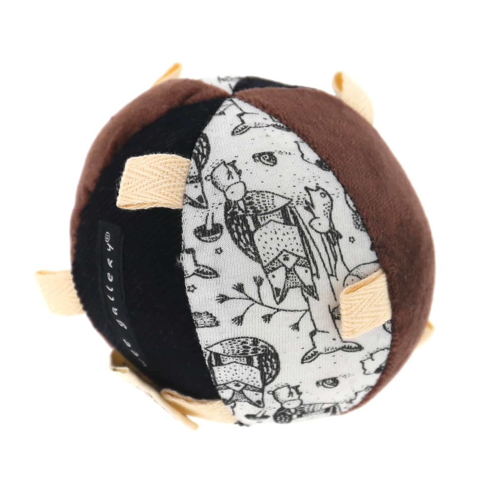 Wee Gallery Organic Sensory Ball met Rammelaar - Woodland-min