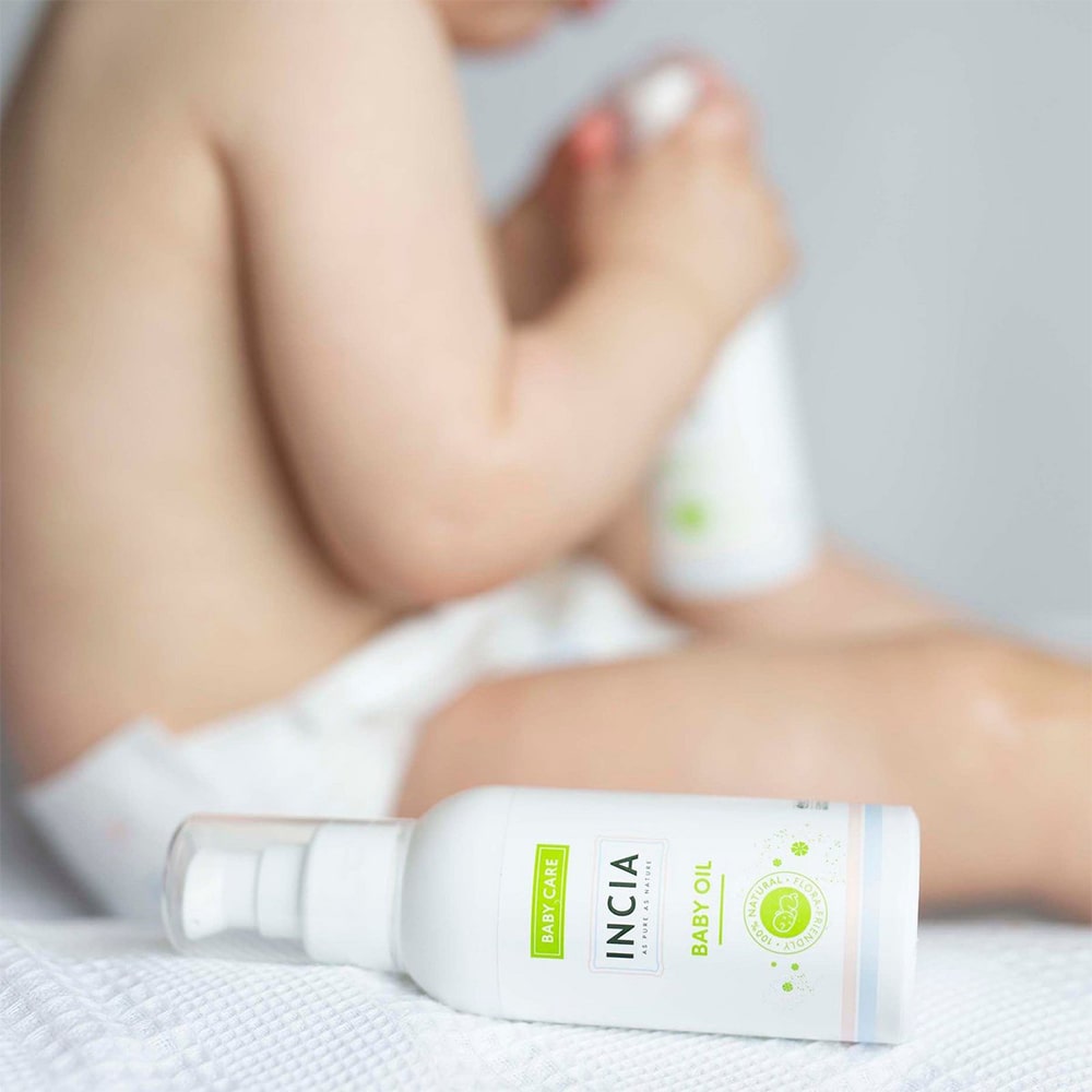 incia-natiurlijke-baby-olie-4-min