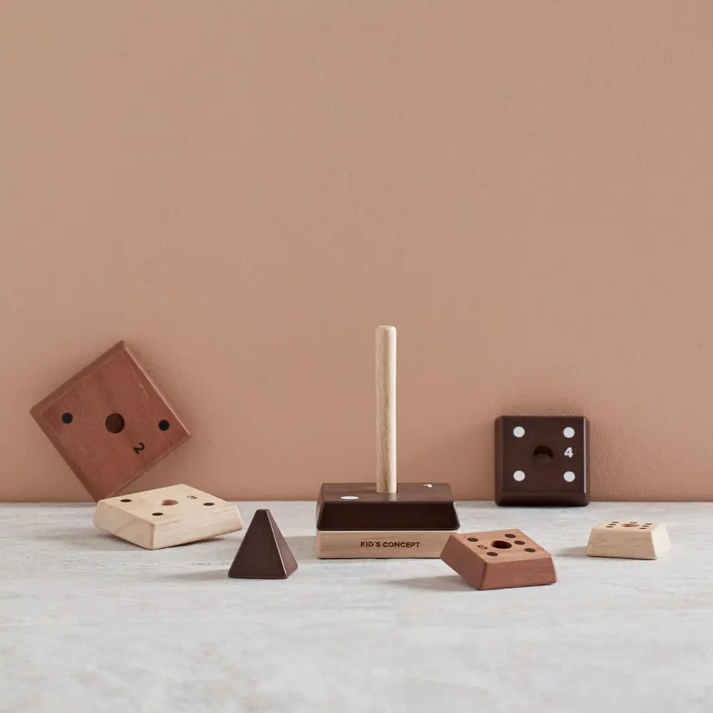 kids-concept-pyramide-stapelen-nature-neo-1-min