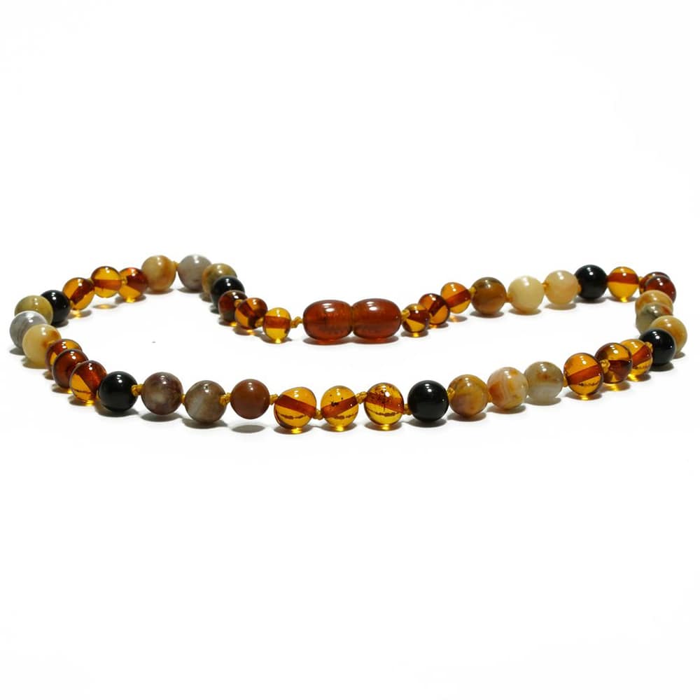 mahina-la-barnsteen-ketting-kind-happy-min