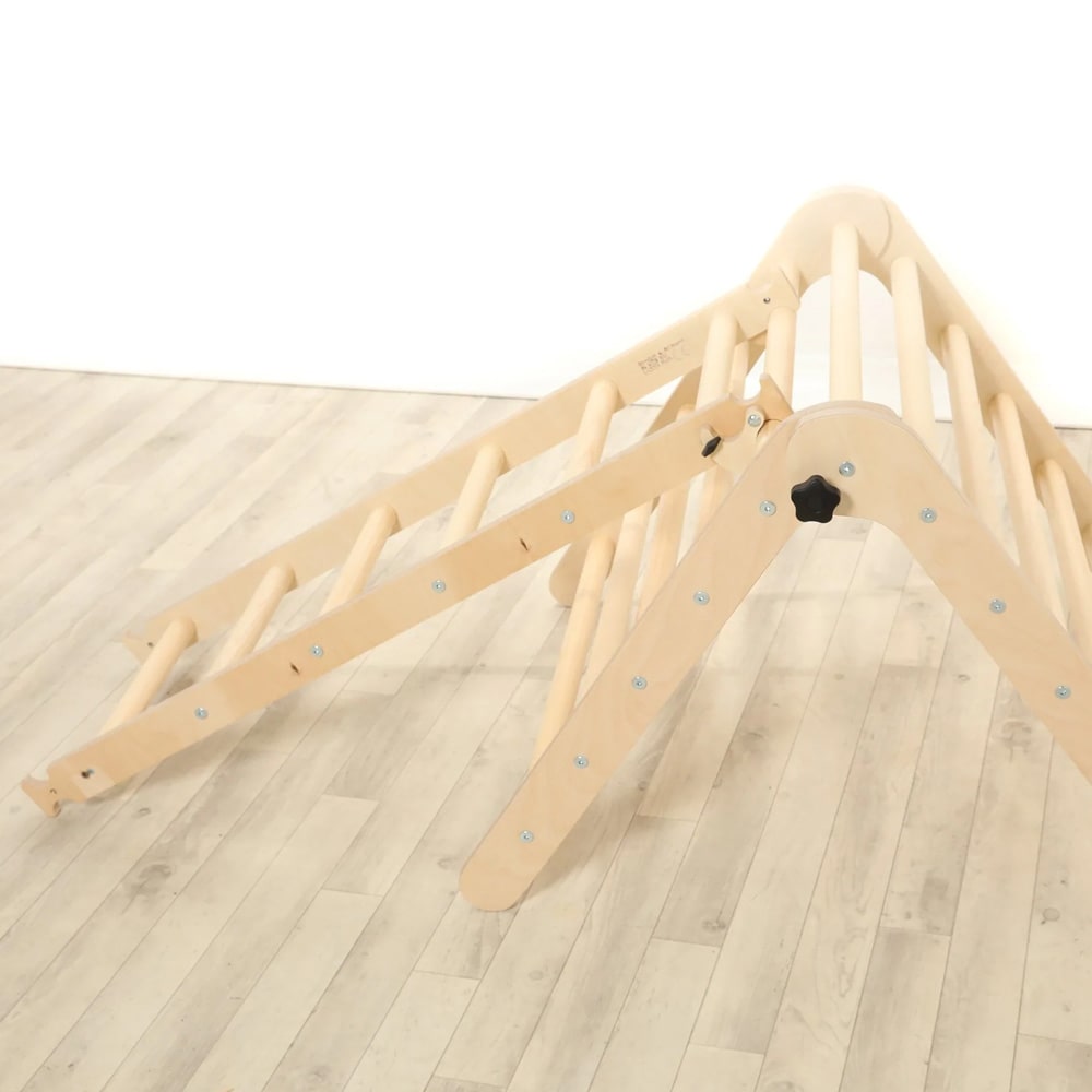 sawdust-and-rainbows-ladder-naturel-1-min