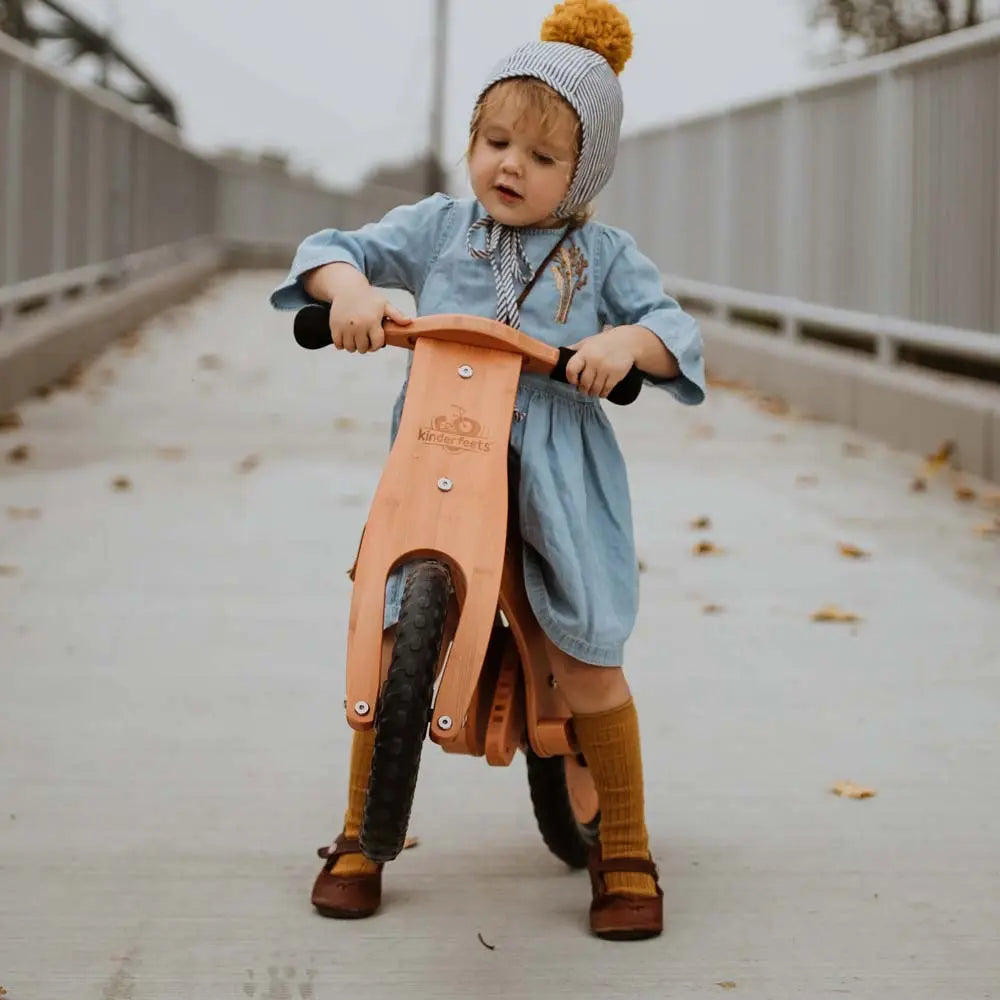 kinderfeets-houten-loopfiets-classic-bamboe-4-min