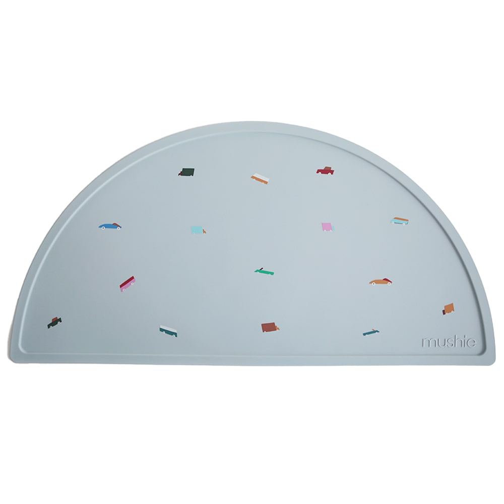 mushie-placemat-retro-cars-min