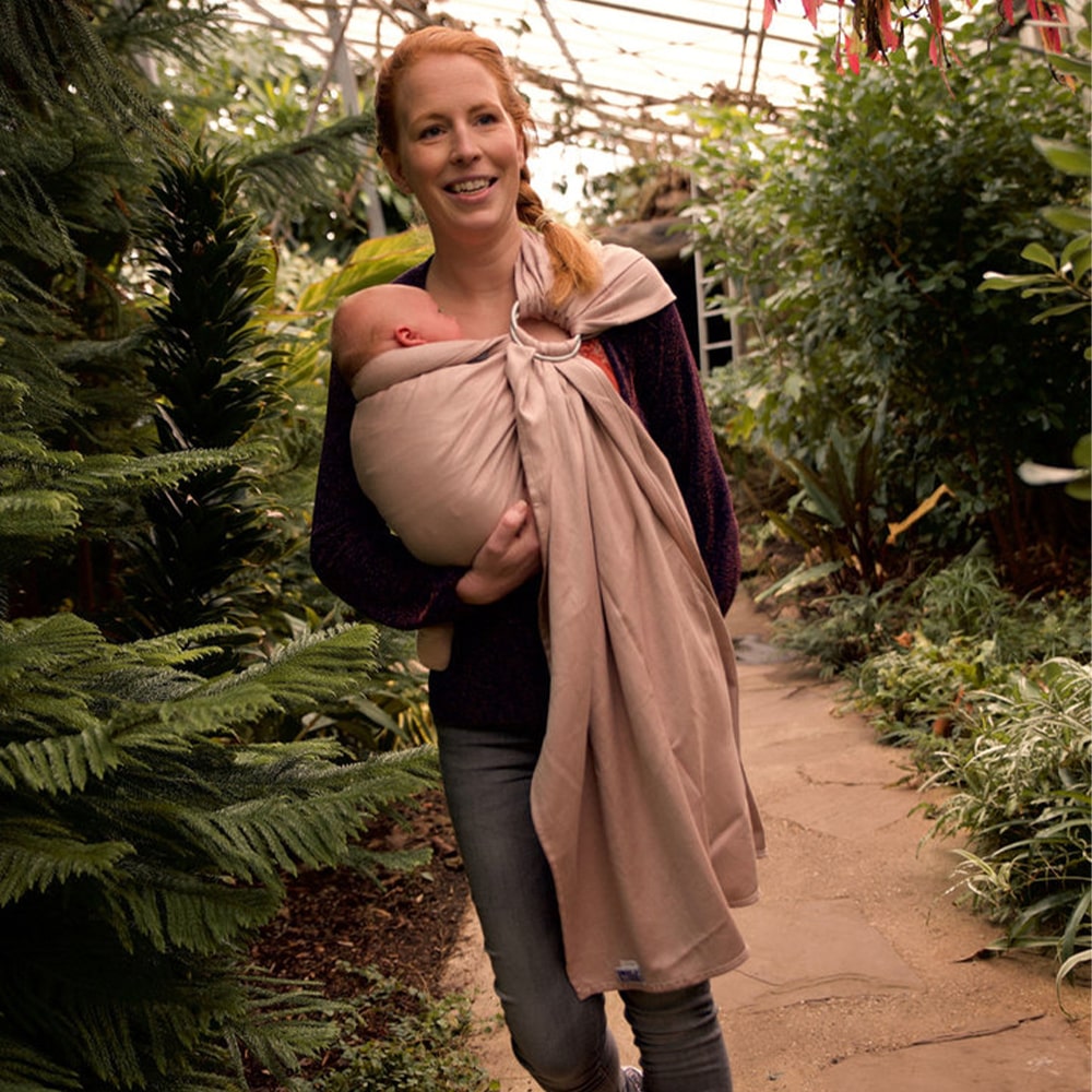 pure-baby-love-draagzak-ringsling-organic-rose-2-min