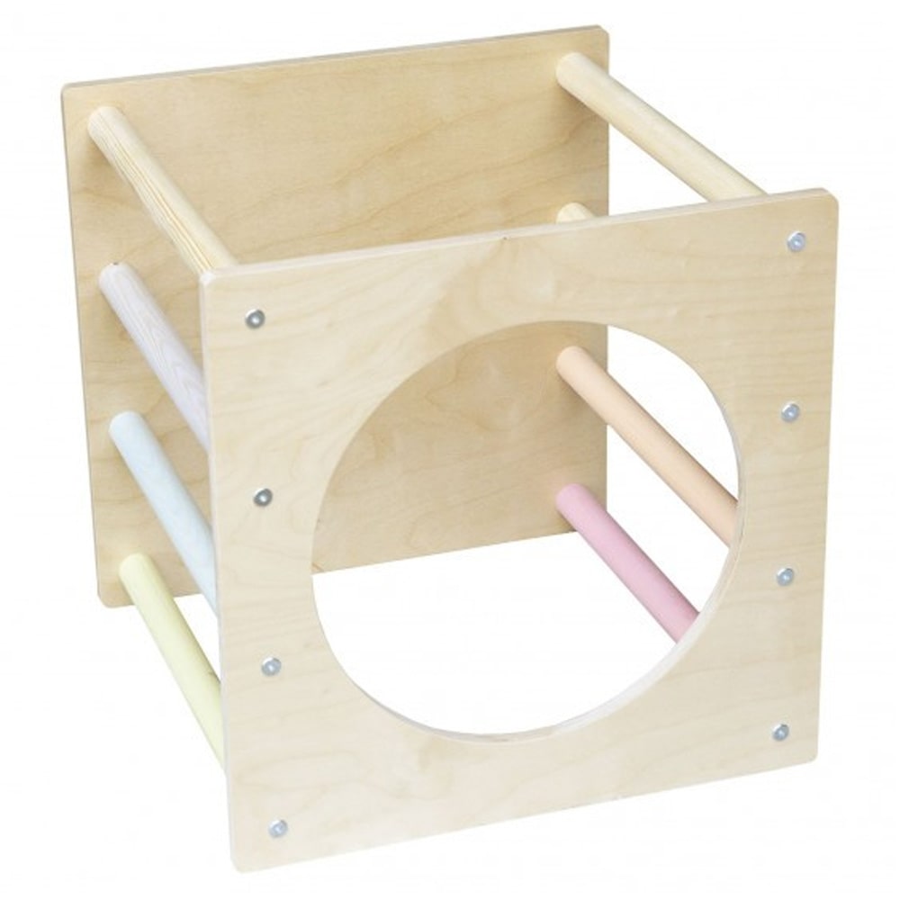 sawdust-and-rainbows-open-kubus-pastel-min